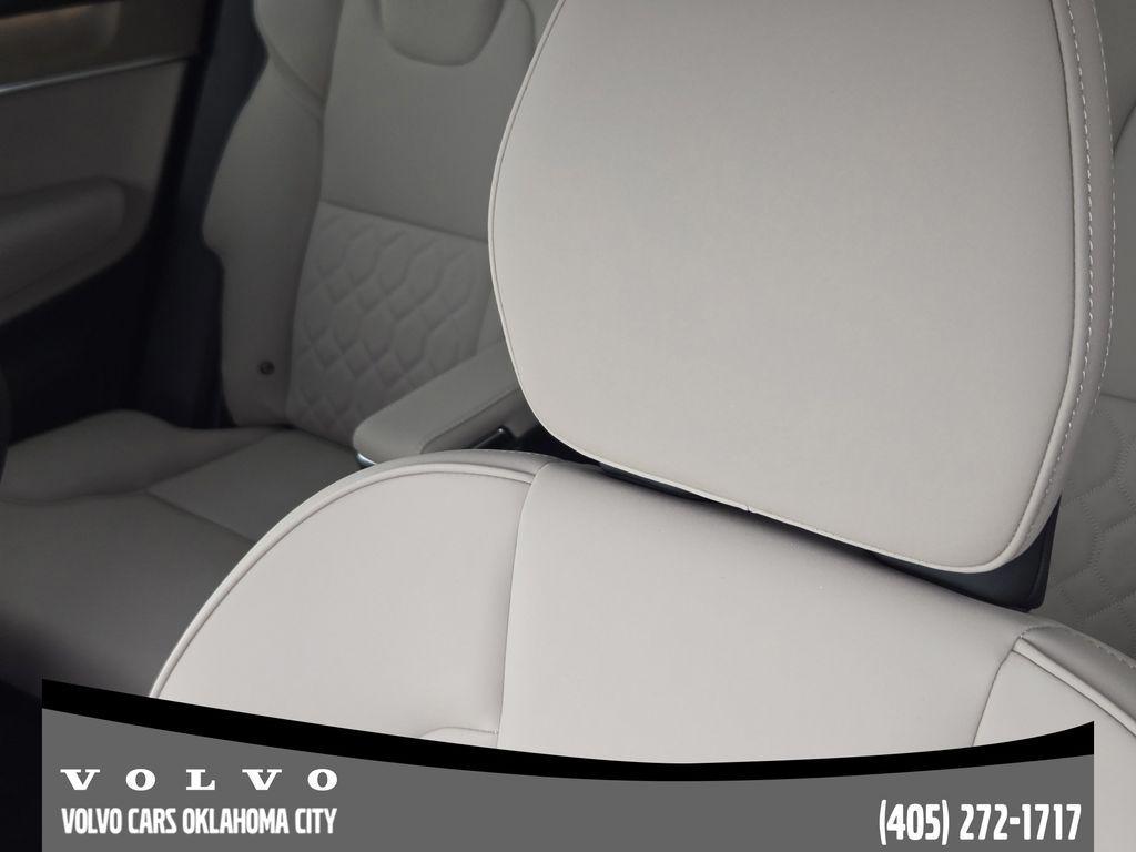 new 2026 Volvo XC90 Plug-In Hybrid car, priced at $82,894