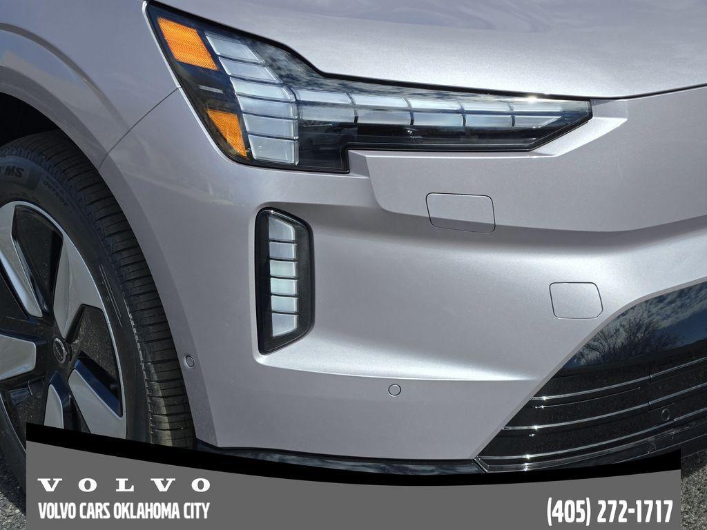 new 2026 Volvo EX90 car, priced at $78,890