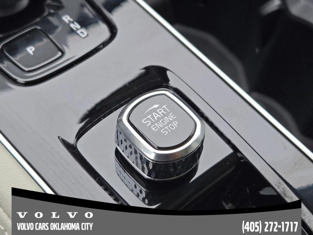 new 2026 Volvo XC90 Plug-In Hybrid car, priced at $90,639