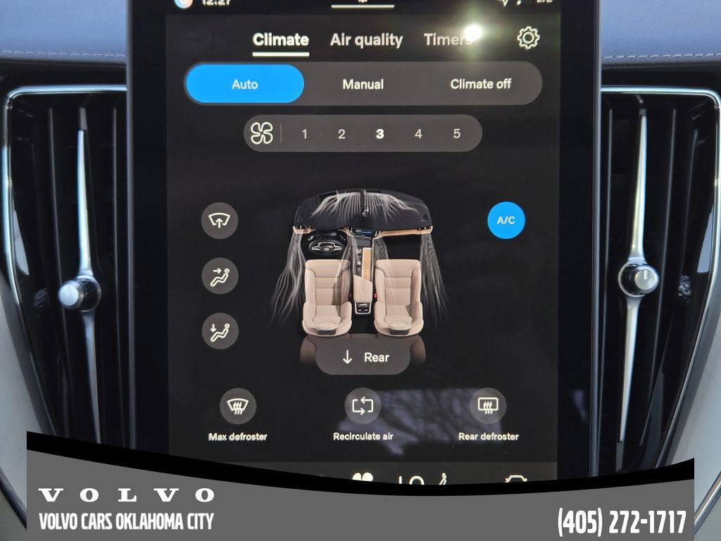 new 2026 Volvo XC60 car, priced at $63,935