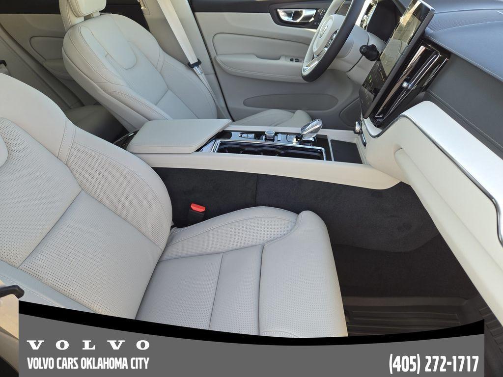 new 2026 Volvo XC60 car, priced at $63,935