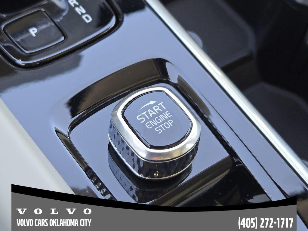 new 2026 Volvo XC60 car, priced at $63,935