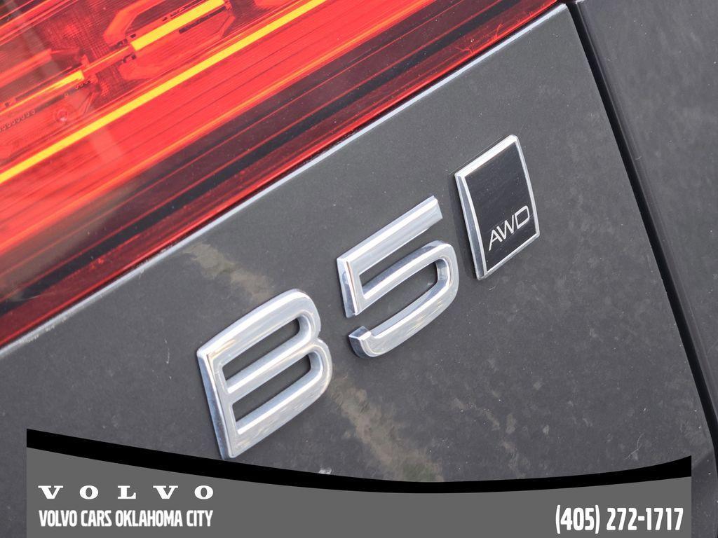 used 2025 Volvo V60 Cross Country car, priced at $39,500
