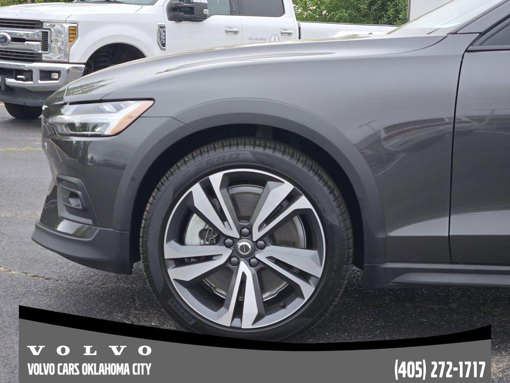 used 2025 Volvo V60 Cross Country car, priced at $39,500
