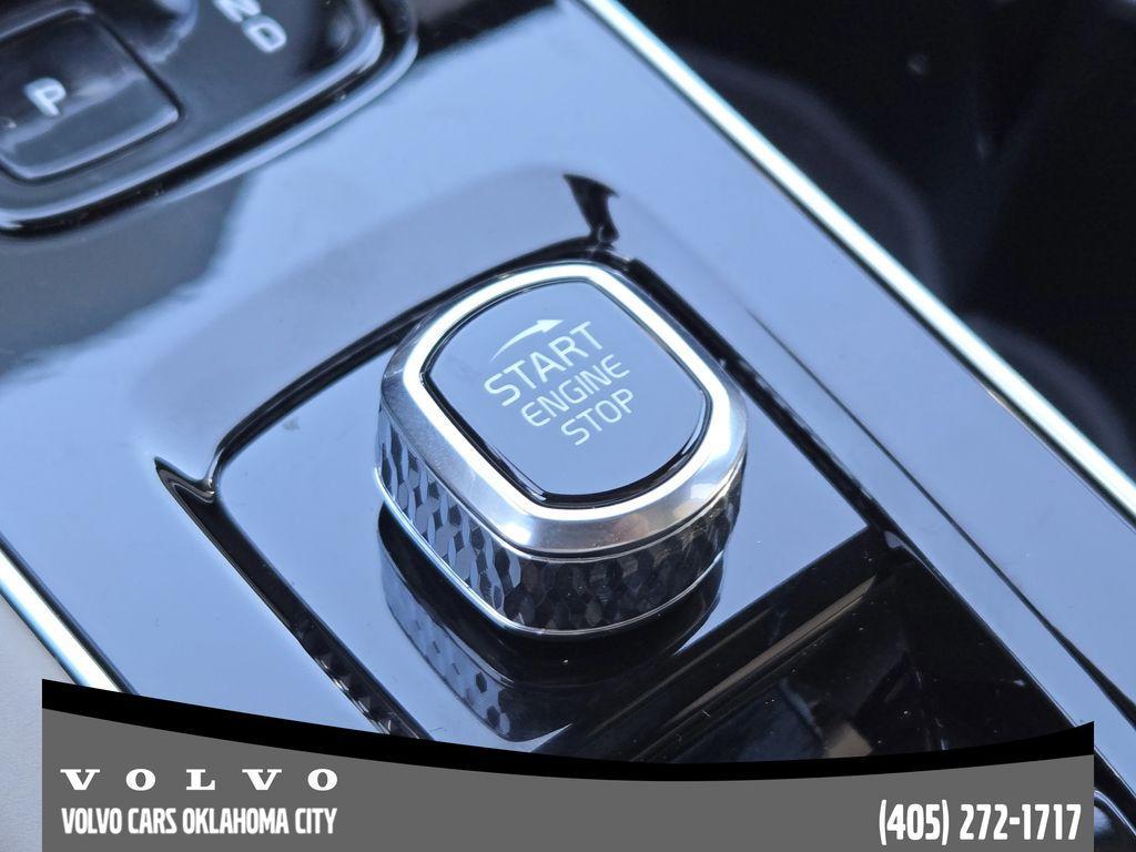 new 2026 Volvo XC90 car, priced at $78,370