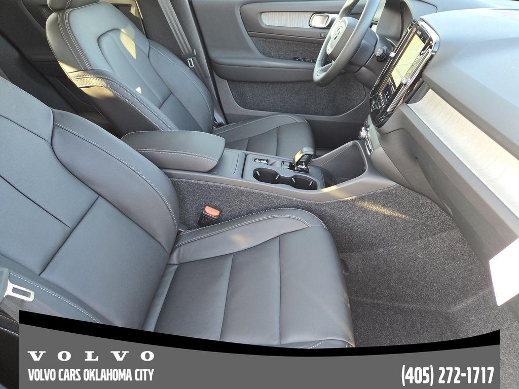 new 2026 Volvo XC40 car, priced at $44,500