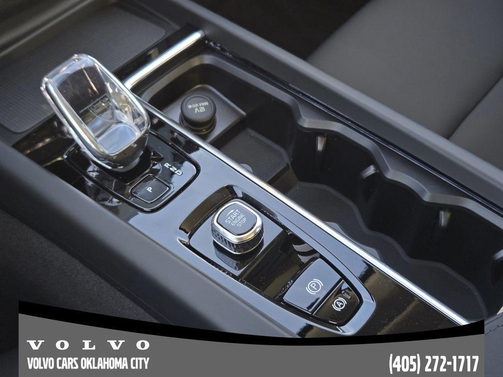 new 2026 Volvo XC60 car, priced at $59,780