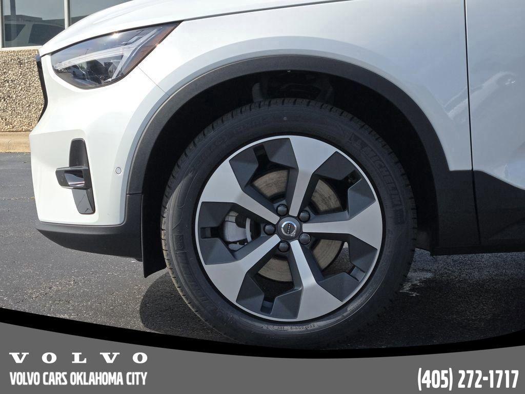 used 2026 Volvo XC40 car, priced at $50,549