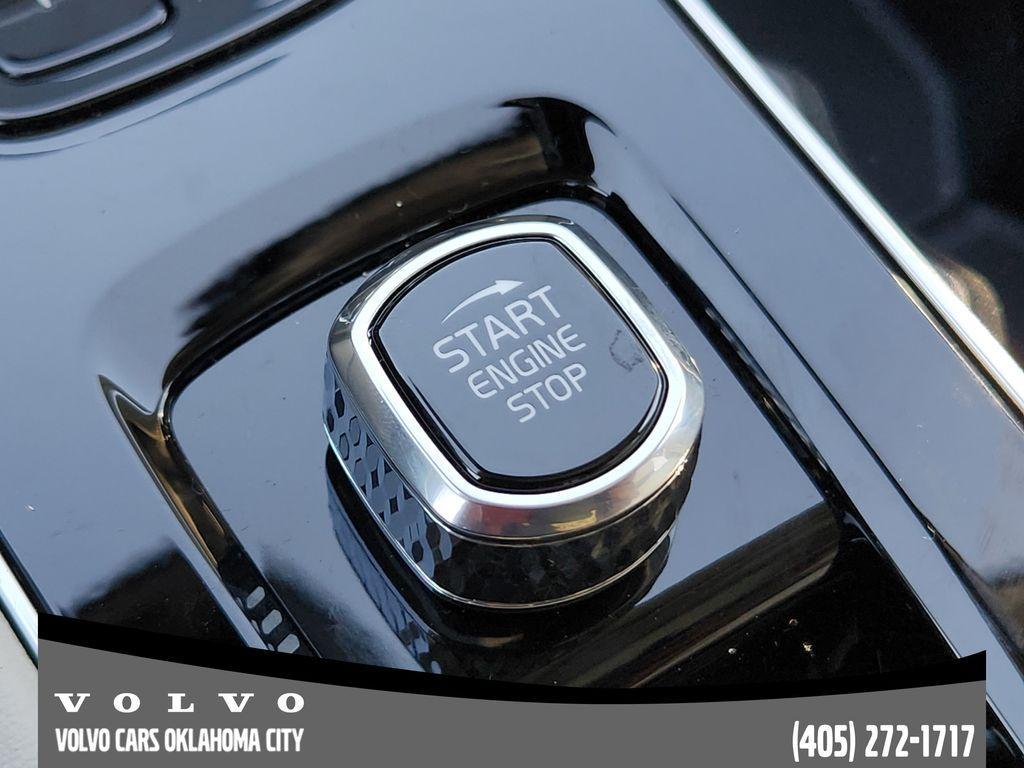 used 2026 Volvo XC90 car, priced at $76,549