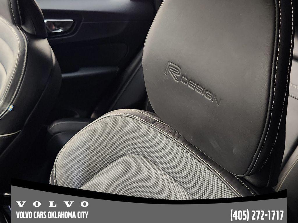 used 2020 Volvo XC60 car, priced at $22,900