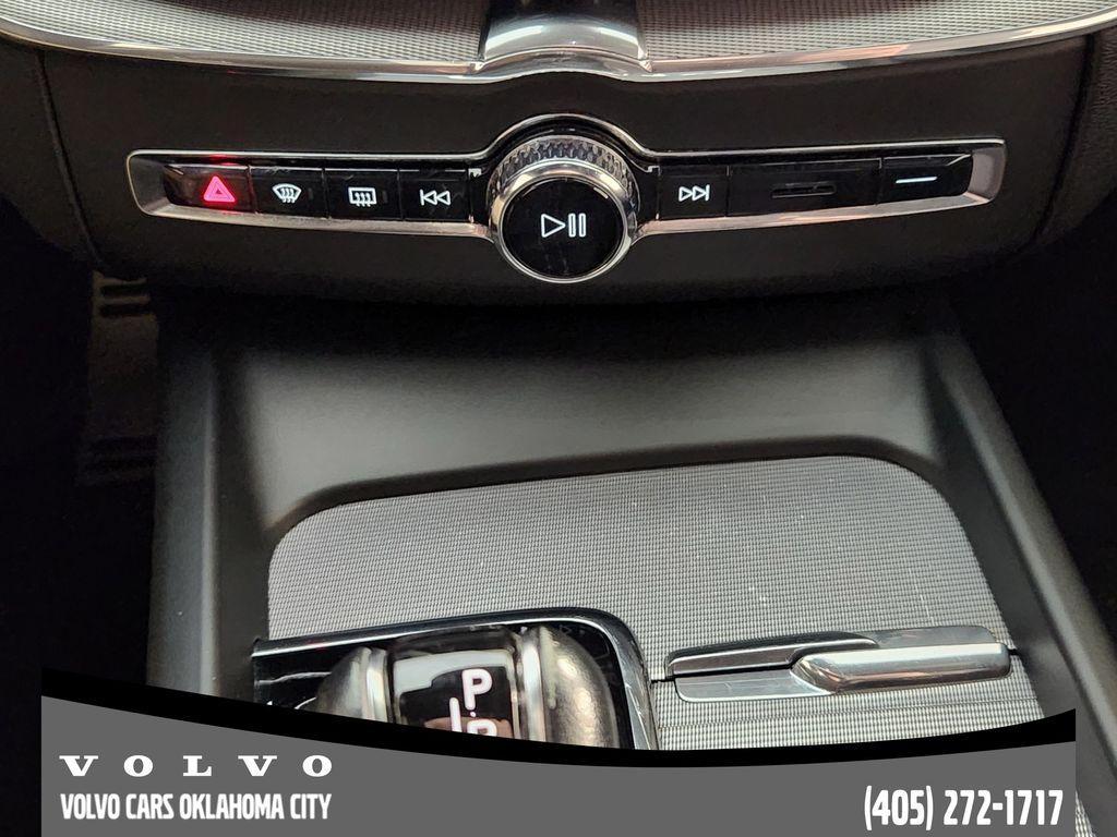 used 2020 Volvo XC60 car, priced at $22,900