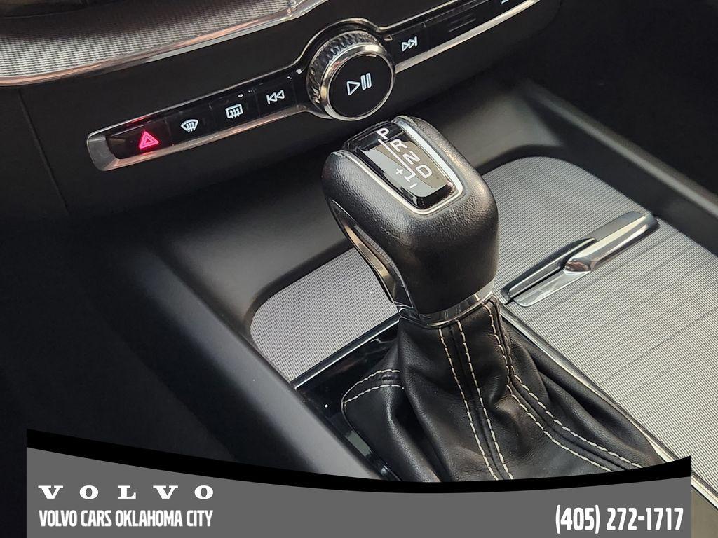used 2020 Volvo XC60 car, priced at $22,900