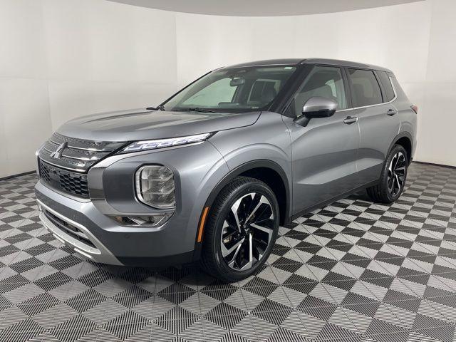 used 2024 Mitsubishi Outlander car, priced at $20,300