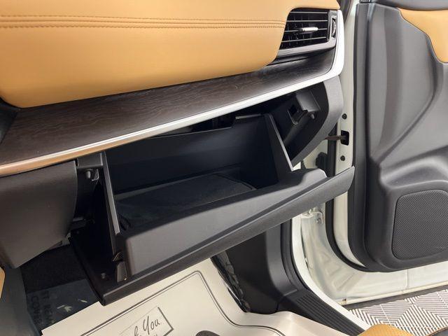 2023 Pearl White Tri-Coat Nissan Rogue