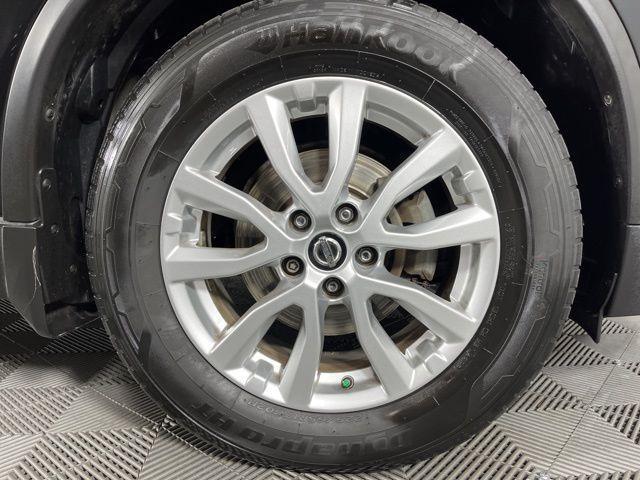 used 2019 Nissan Rogue car, priced at $10,000