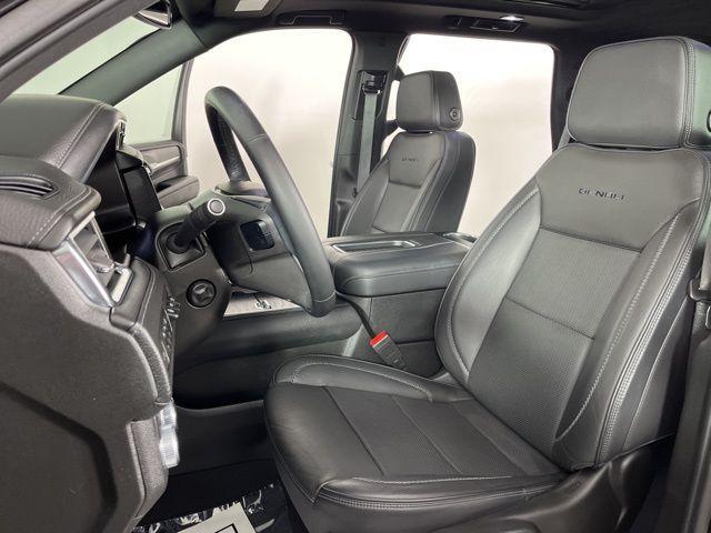 used 2023 GMC Yukon car, priced at $60,669