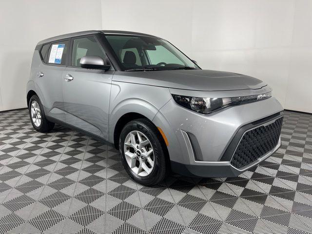 used 2024 Kia Soul car, priced at $15,700