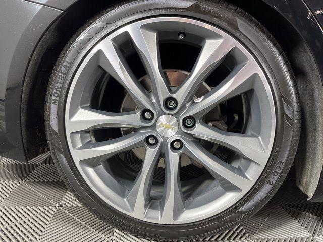 used 2020 Chevrolet Malibu car, priced at $13,565