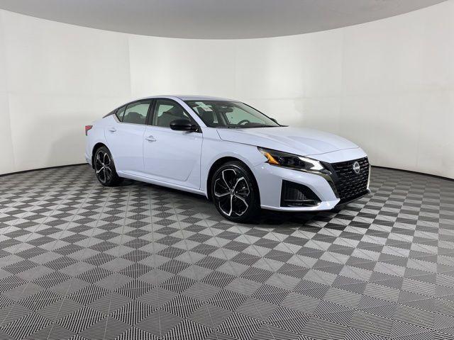 new 2025 Nissan Altima car, priced at $29,895