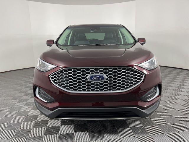 used 2024 Ford Edge car, priced at $20,600