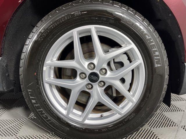 used 2024 Ford Edge car, priced at $20,600