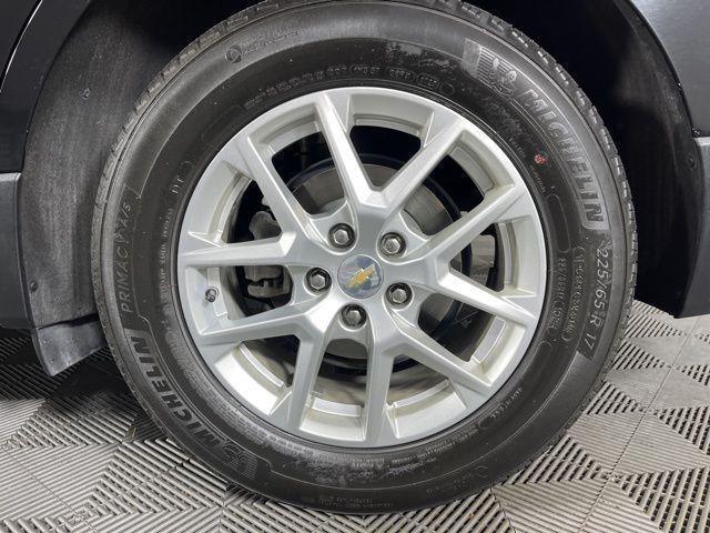 used 2023 Chevrolet Equinox car, priced at $18,370