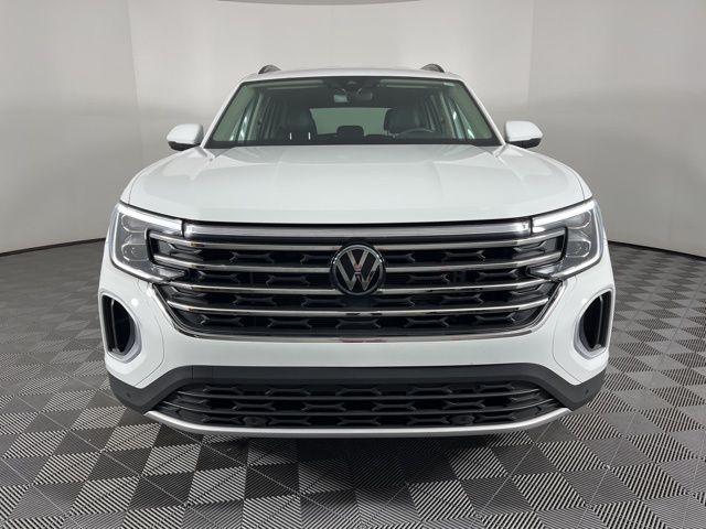 used 2025 Volkswagen Atlas car, priced at $32,200