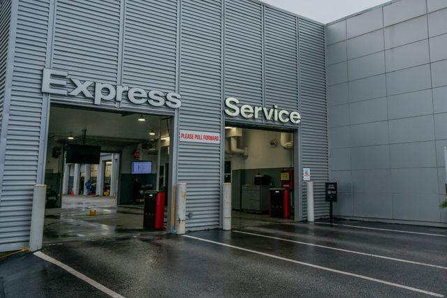 used 2022 Mercedes-Benz GLC 300 car, priced at $31,166