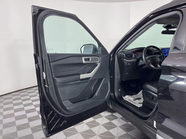 used 2024 Ford Explorer car, priced at $27,000