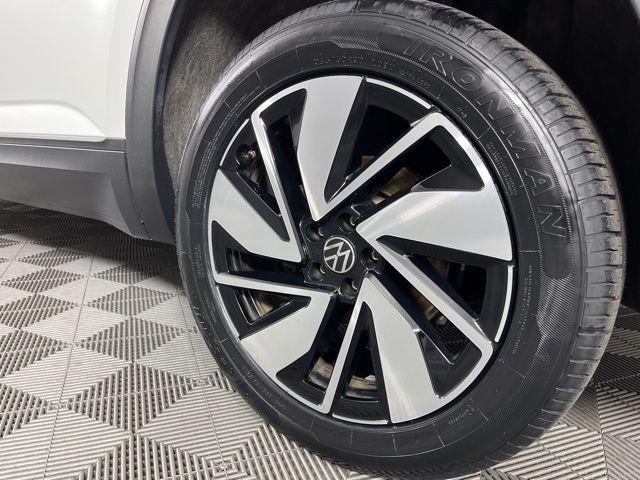 used 2024 Volkswagen Atlas car, priced at $27,000