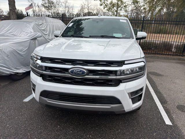 used 2024 Ford Expedition car, priced at $50,400