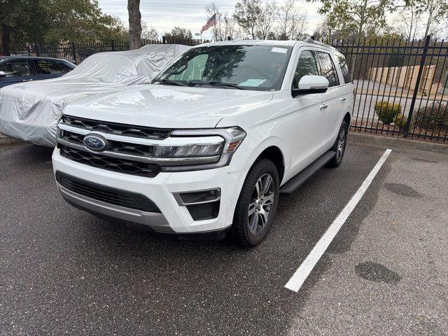 used 2024 Ford Expedition car, priced at $50,400