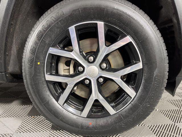 used 2023 Jeep Grand Cherokee L car, priced at $26,870