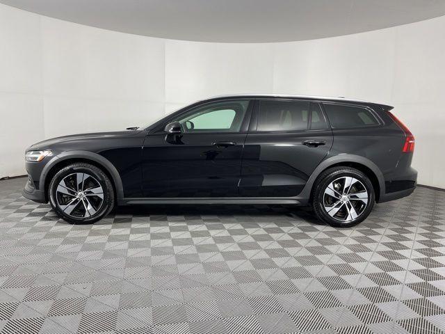 used 2025 Volvo V60 Cross Country car, priced at $39,509