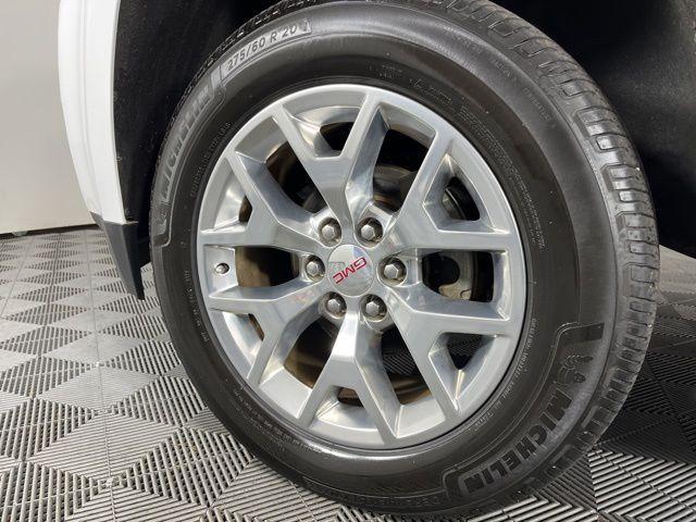 used 2016 GMC Yukon car, priced at $17,501