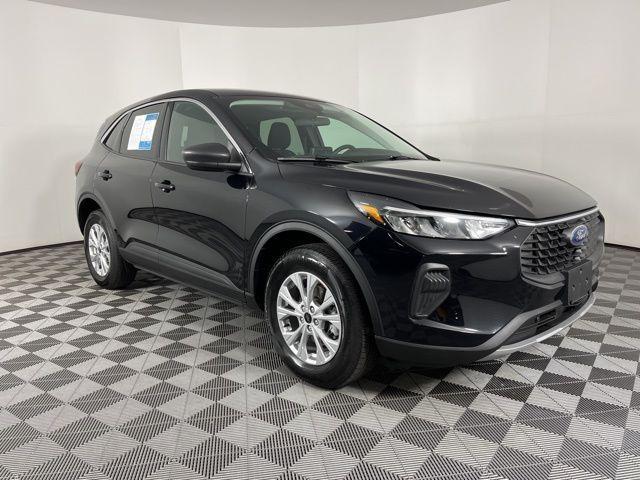 used 2023 Ford Escape car, priced at $18,003