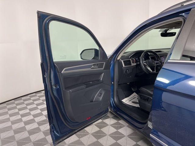 used 2021 Volkswagen Atlas car, priced at $20,164