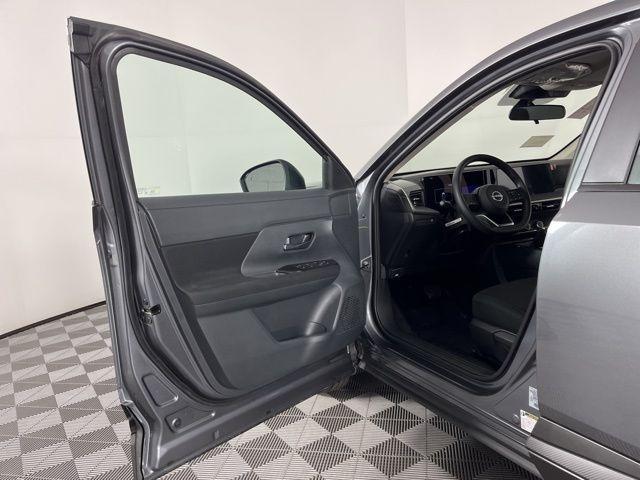 new 2026 Nissan Kicks car, priced at $23,962