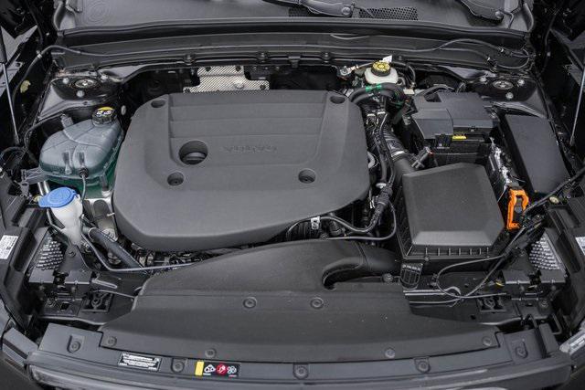used 2025 Volvo XC40 car, priced at $34,000