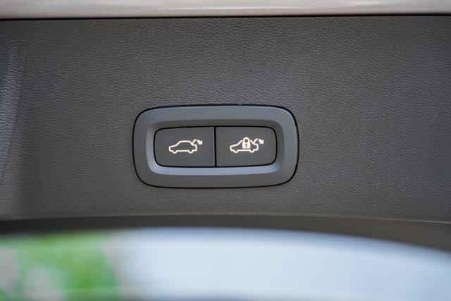 new 2026 Volvo XC40 car, priced at $52,425