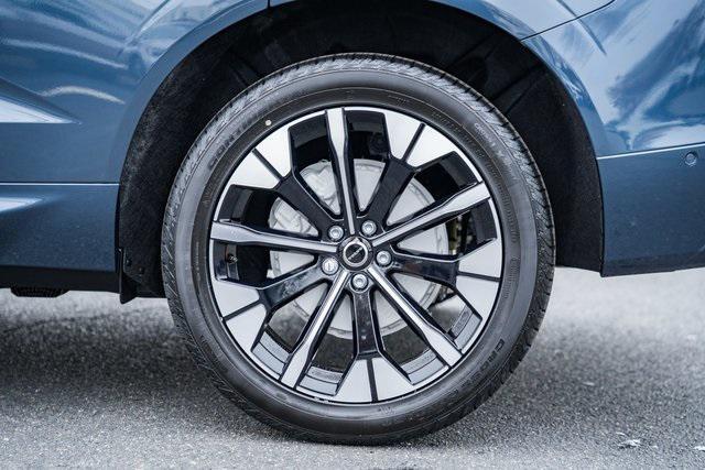 new 2026 Volvo XC60 car, priced at $63,575