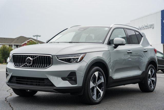 used 2024 Volvo XC40 car, priced at $31,500