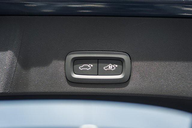 new 2026 Volvo XC40 car, priced at $54,400