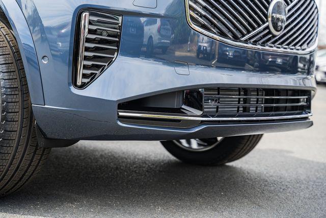new 2026 Volvo XC90 Plug-In Hybrid car, priced at $81,995