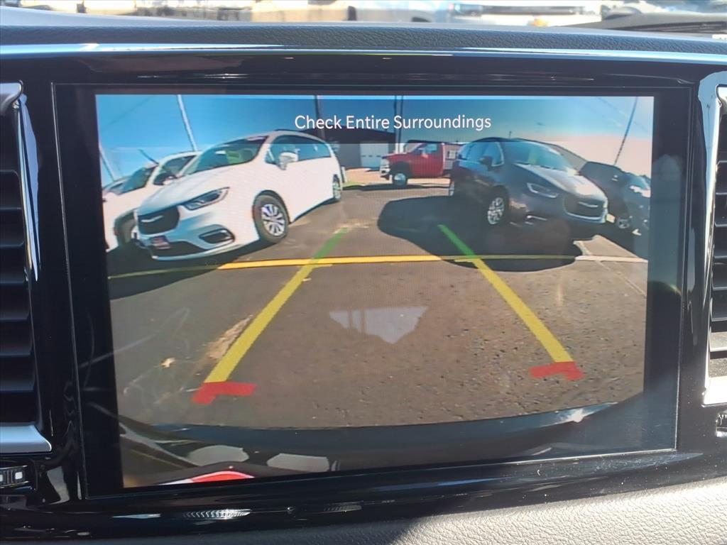 used 2024 Chrysler Pacifica car, priced at $29,596