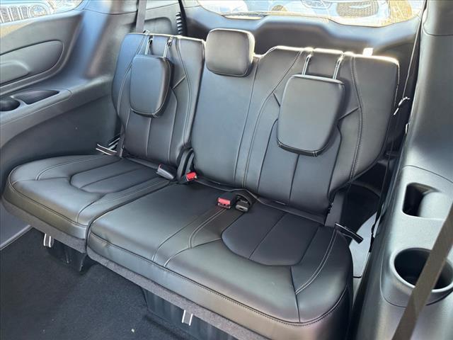 new 2025 Chrysler Pacifica car, priced at $44,893