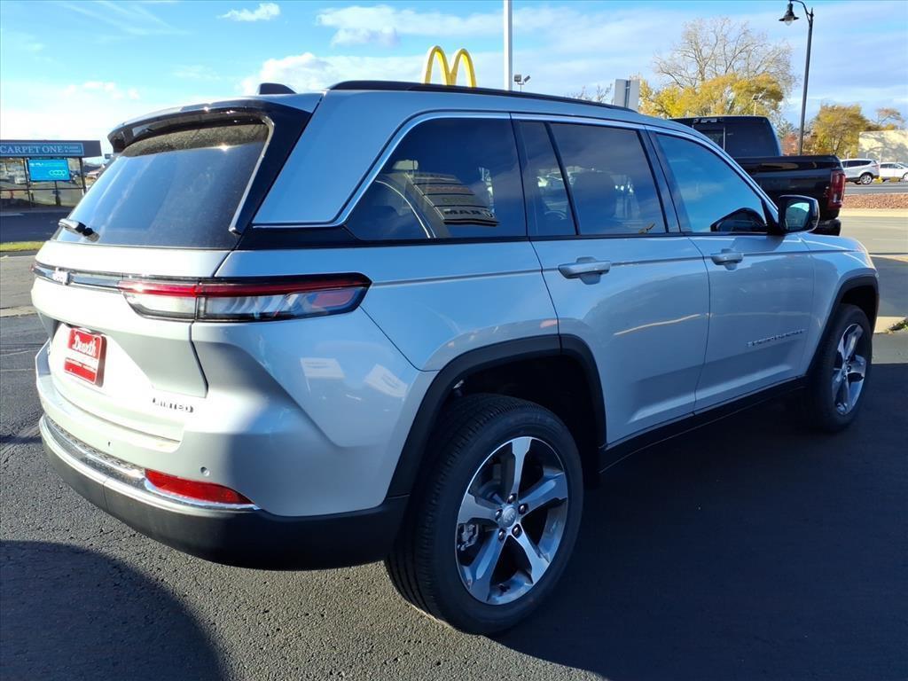 new 2025 Jeep Grand Cherokee car, priced at $48,846