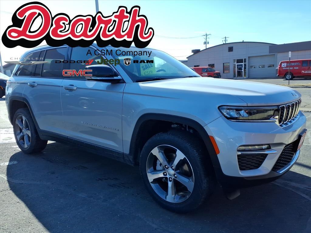 new 2025 Jeep Grand Cherokee car, priced at $48,846