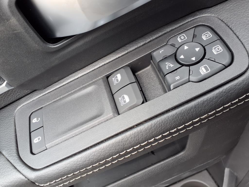 new 2025 Ram 3500 car, priced at $71,945