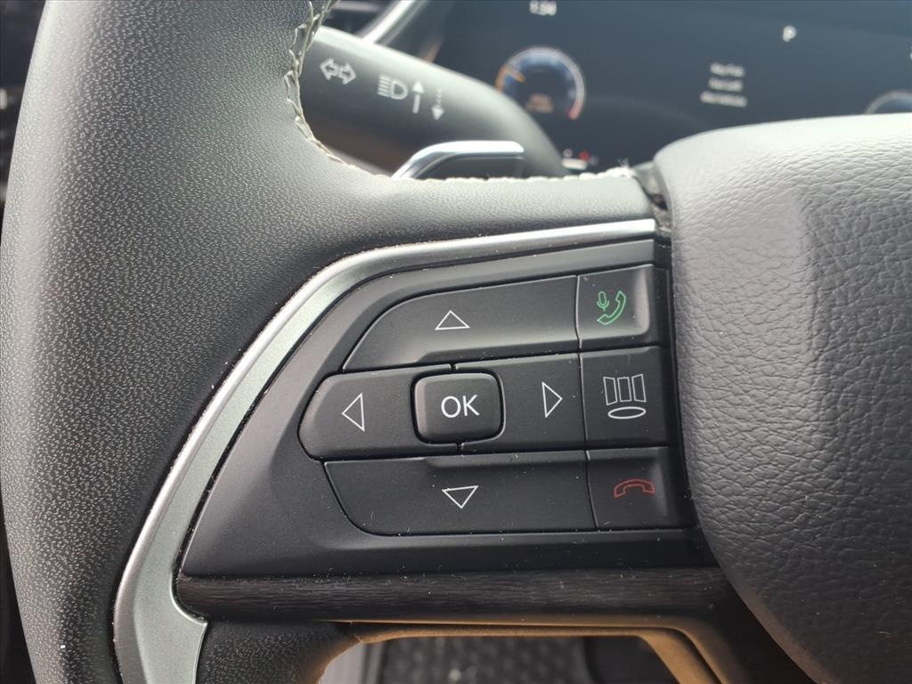 used 2024 Jeep Grand Cherokee car, priced at $28,498